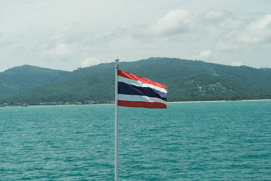 タイの国旗と風景